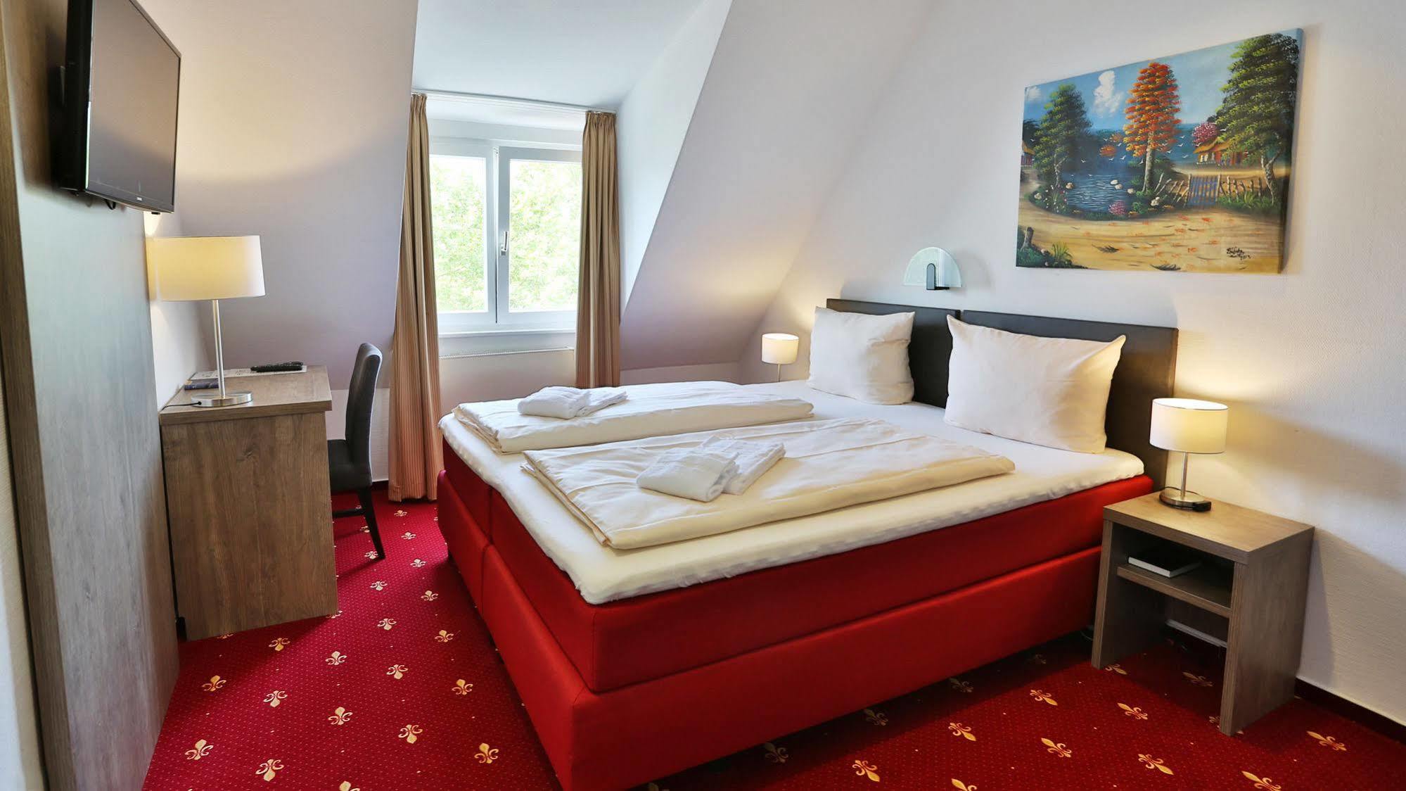 Hotel Maurer カールスルーエ エクステリア 写真