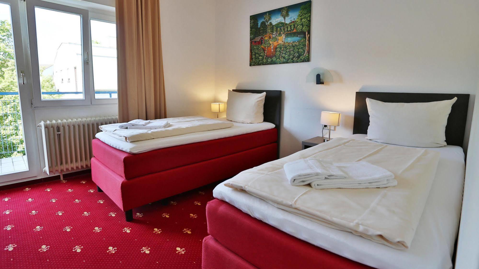 Hotel Maurer カールスルーエ エクステリア 写真