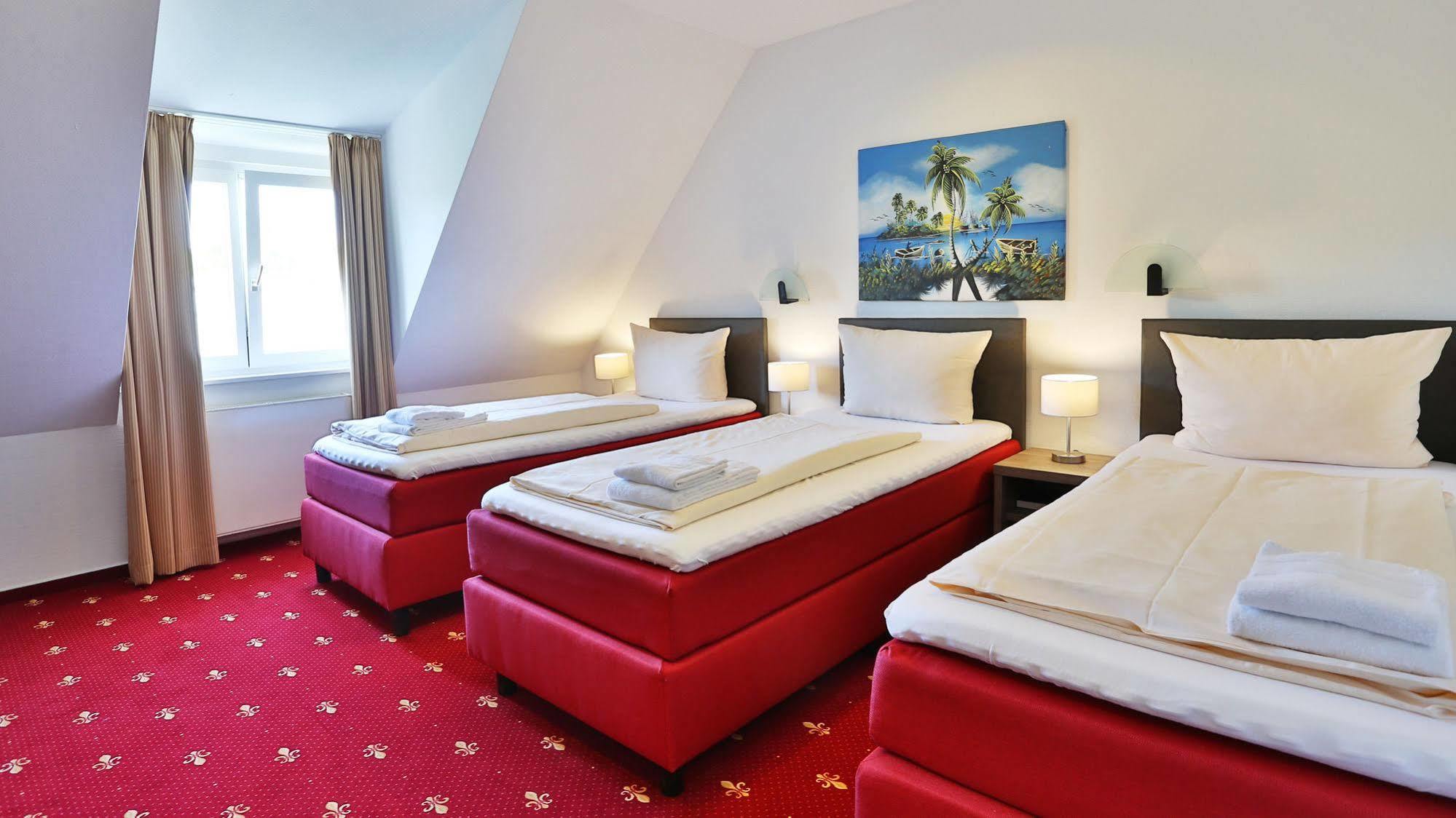 Hotel Maurer カールスルーエ エクステリア 写真